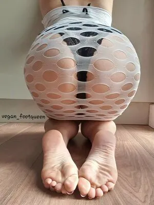 Vegan_footqueen / veganfootqueen nude photo #0015