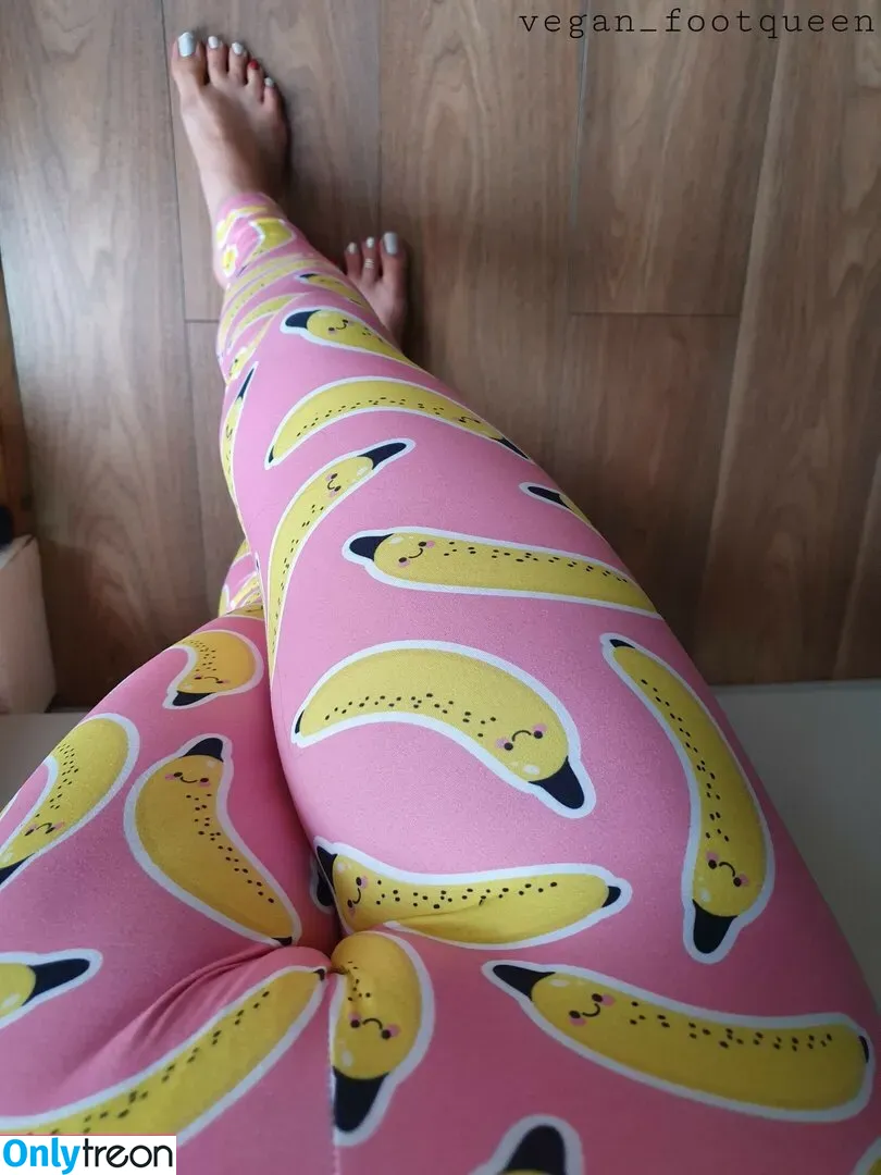 Vegan_footqueen nude photo #0099 (veganfootqueen)