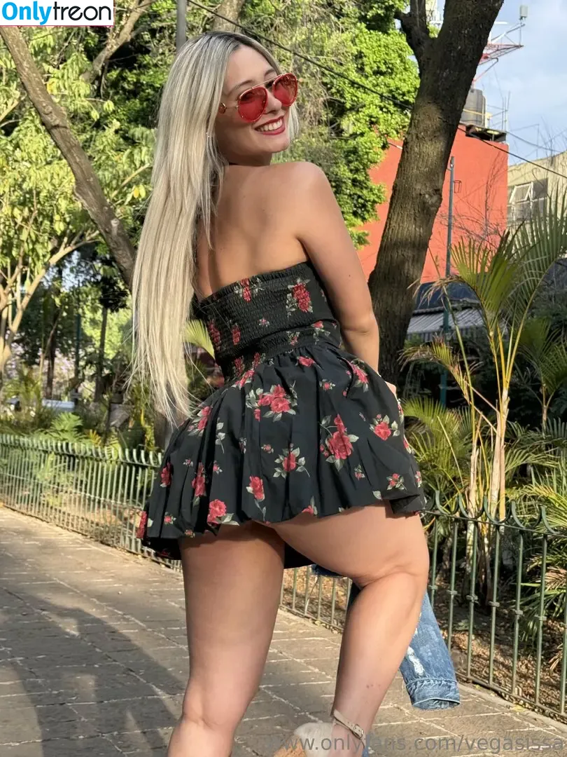 VegasIssa nude photo #0063 (issavegas)