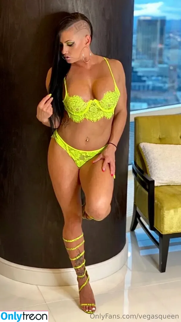vegasqueen nude photo #0156 (vegasqueen)