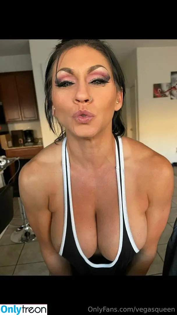 vegasqueen nude photo #0161 (vegasqueen)