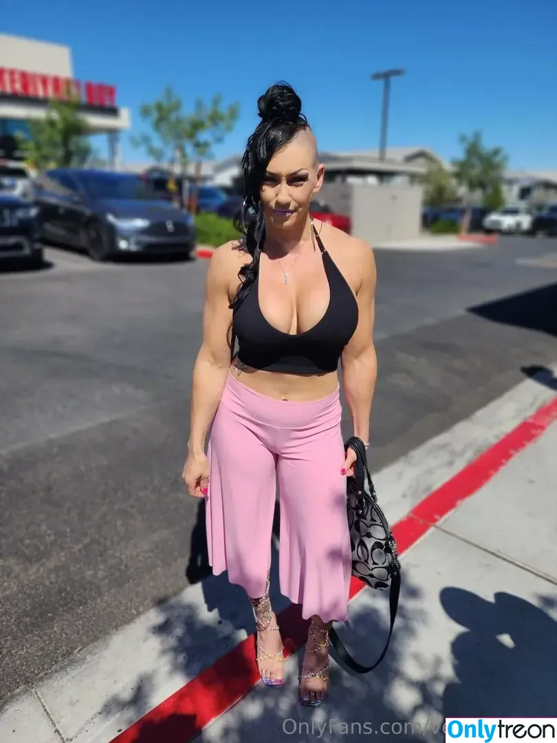 vegasqueen nude photo #0191 (vegasqueen)