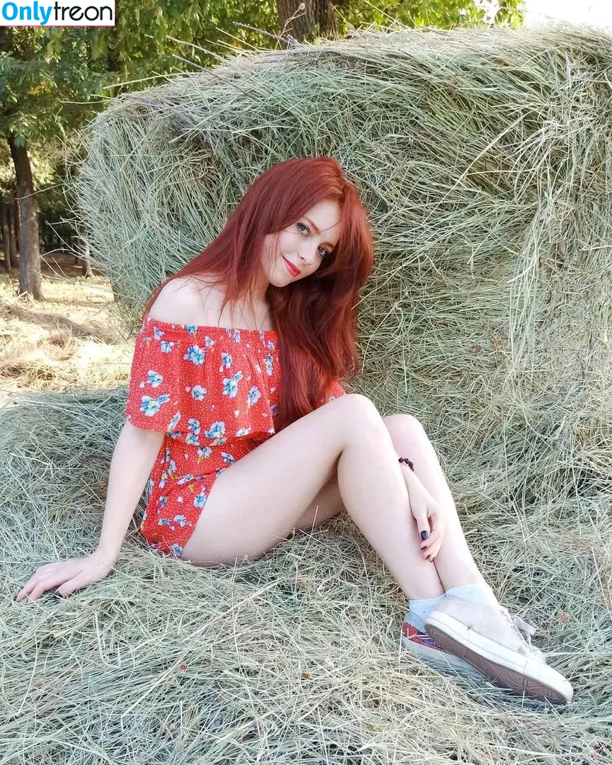 Velari Verbenko nude photo #0001 (velari / vellari_feet)
