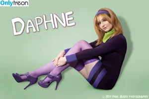 Velma & Daphne Cosplay / velmacosplayer nude photo #0088