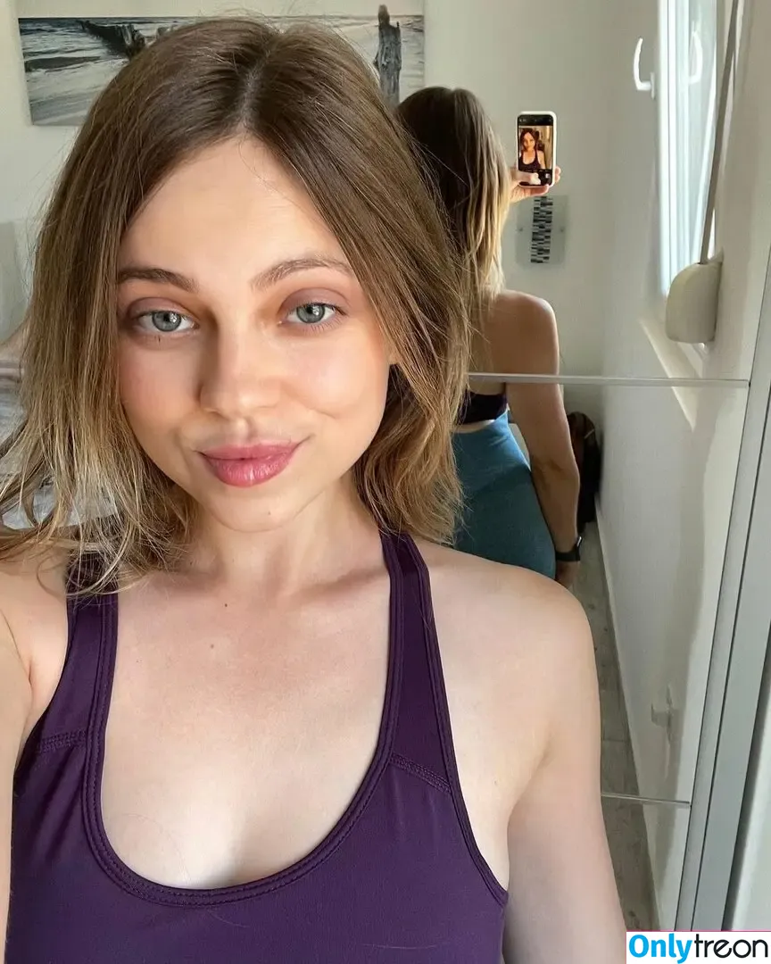 Velvet Tatti nude photo #0123 (VelvetTatti / violetcutiee)
