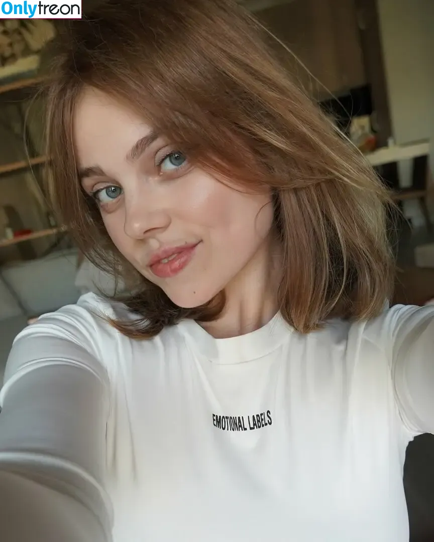Velvet Tatti nude photo #0137 (VelvetTatti / violetcutiee)