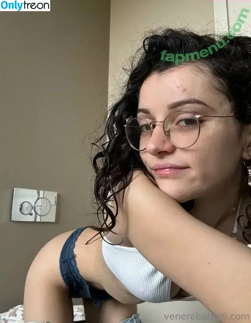 Venere Battisti nude photo #0104 (claudiasuracee_ / venere_battisti)