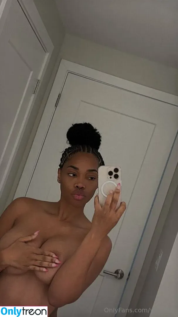 veniceg nude photo #0025 (veniceg__)