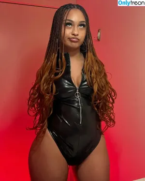 veondremitchell / Veondre nude photo #0109