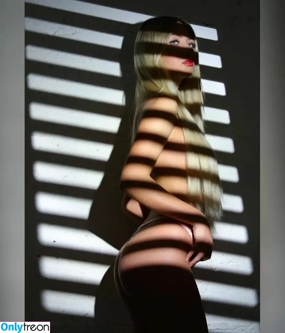 Vera Margolin nude photo #0011 (vera_margolin_violin)
