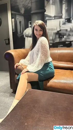  nude photo #0005