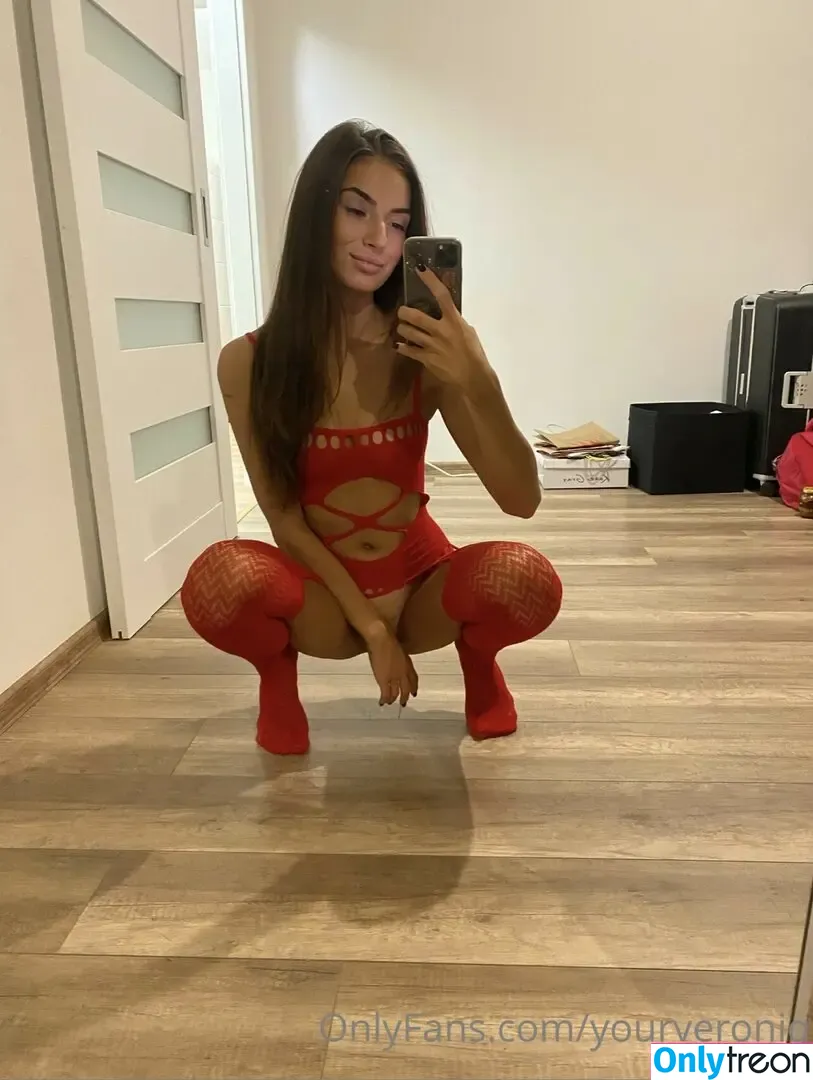veronicafoxova nude photo #0049 (veronicafoxova)