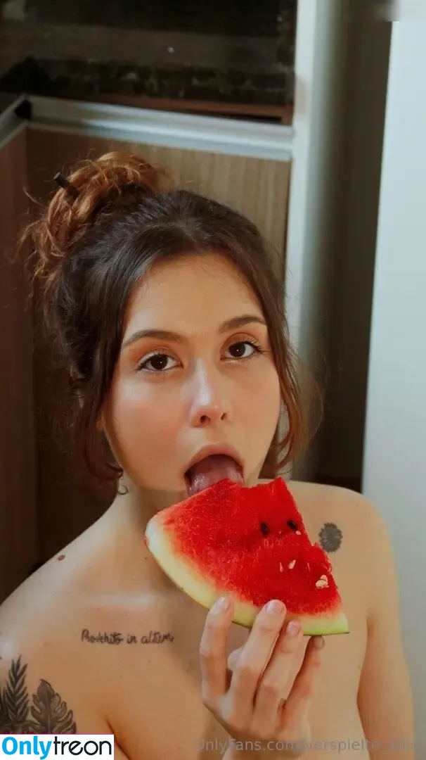 verspielte_laila nude photo #0002 (verspielte_laila)