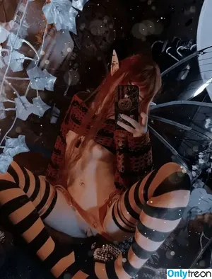  nude photo #0001