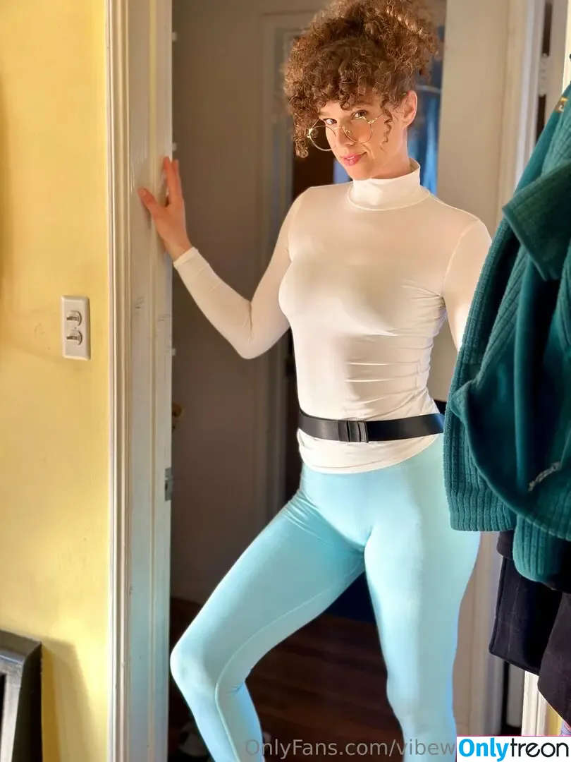 vibewithmommy nude photo #0019 (vibewmommy)