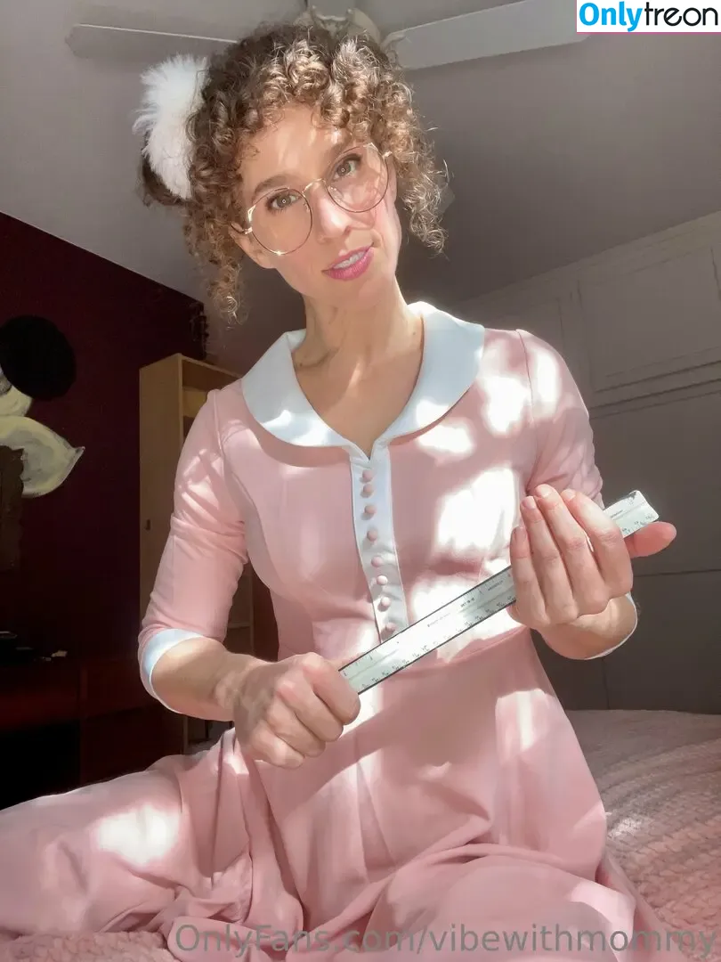 vibewithmommy nude photo #0317 (vibewmommy)