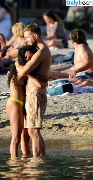 Vick Hope / vicknhope nude photo #0373