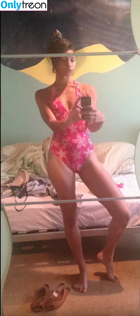 Vick Hope nude photo #0009 (vicknhope / vicsantos669)