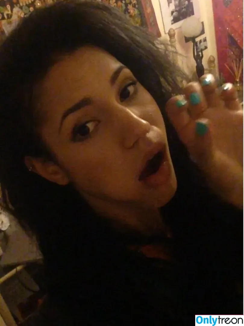 Vick Hope nude photo #0030 (vicknhope / vicsantos669)
