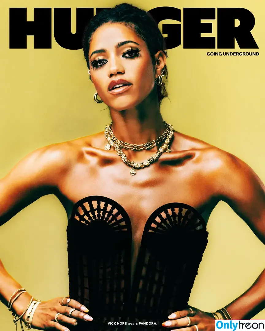 Vick Hope nude photo #0367 (vicknhope)