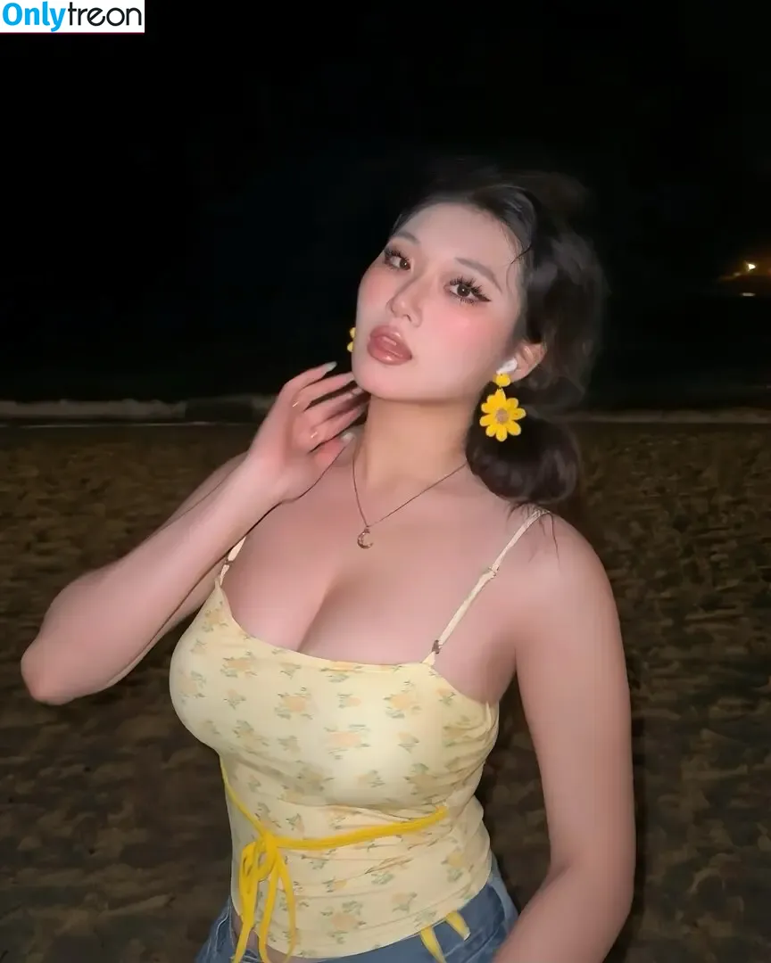 Vicki Mranrr nude photo #0122 (mranrr.v / mranrr.vicki)