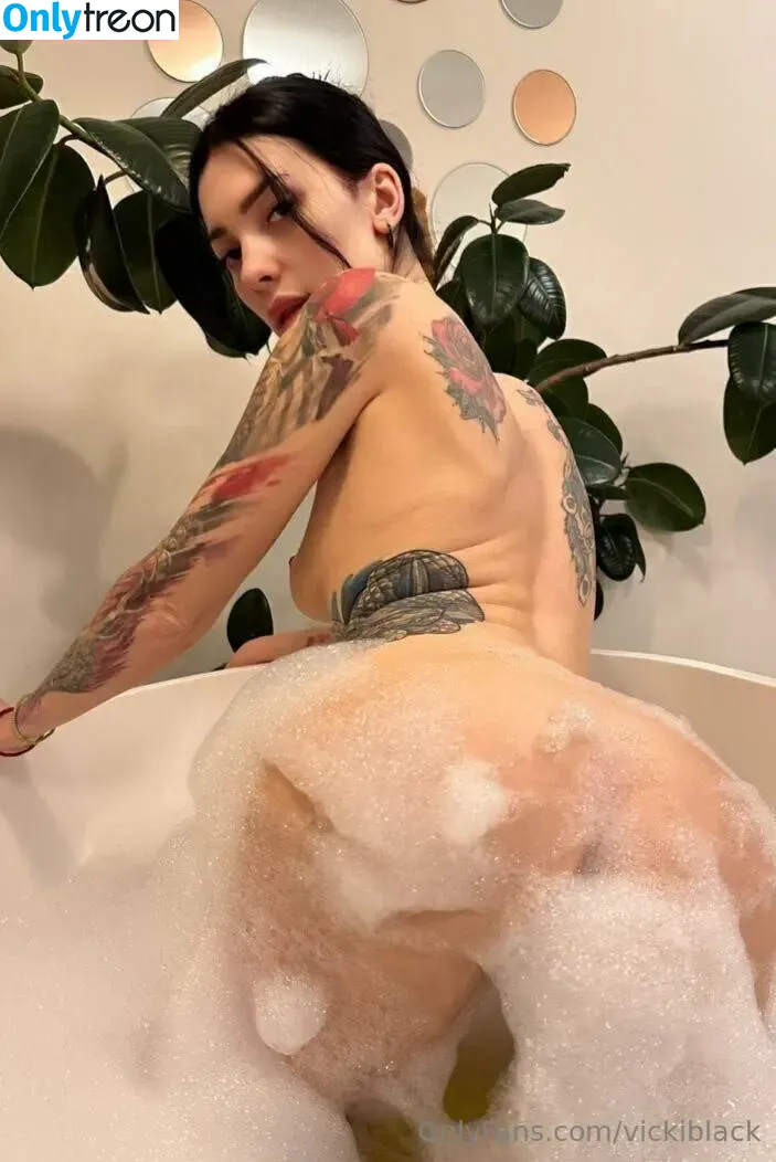 vickiblack nude photo #0121 (vickiblack)