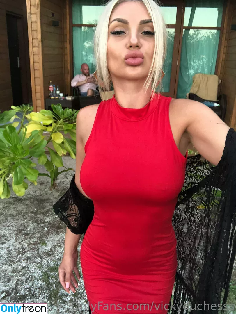 vickyduchesss nude photo #0001 (VickyDuchessss / vickyduchess)