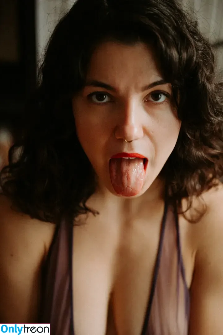 Victoire De Blasset nude photo #0094 (victoiredeblasset / victoiredeblasset2.0)