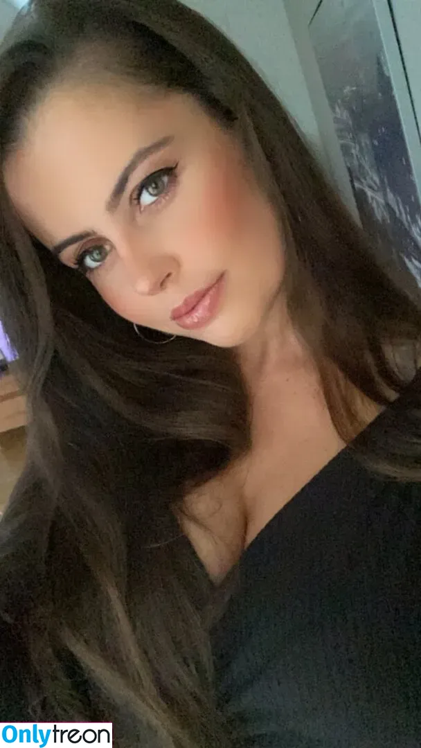 Victoria Boiadgieva nude photo #0070 (victoria / victoriabdg)
