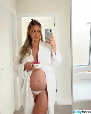 Victoria Hearn / victoriahearn nude photo #0022