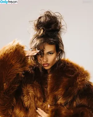 Victoria Justice / victoriajustice nude photo #0895