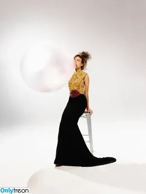 Victoria Justice / victoriajustice nude photo #0906