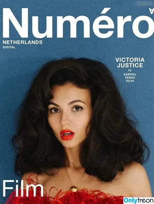 Victoria Justice / victoriajustice nude photo #0907