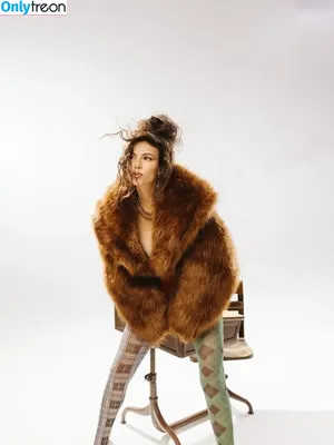 Victoria Justice / victoriajustice nude photo #0911