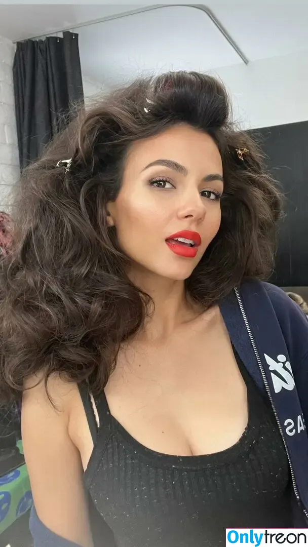 Victoria Justice nude photo #0858 (victoriajustice)