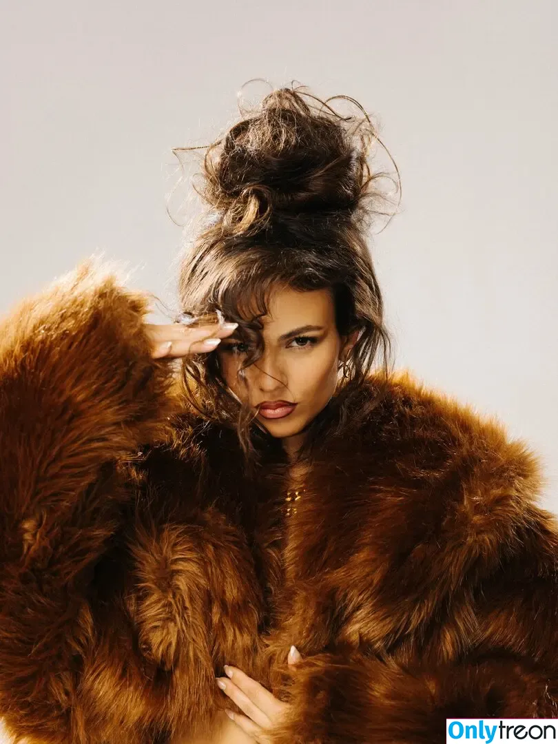 Victoria Justice nude photo #0882 (victoriajustice)