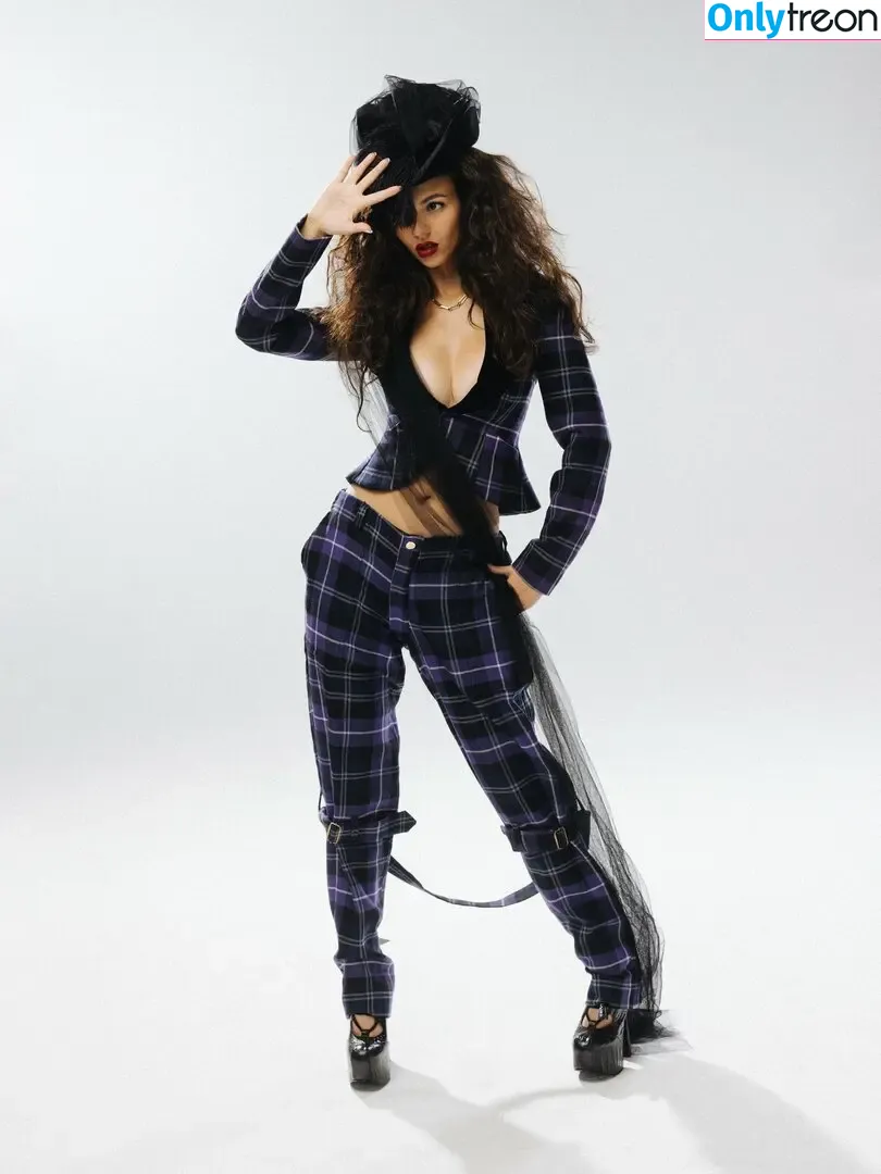 Victoria Justice nude photo #0894 (victoriajustice)