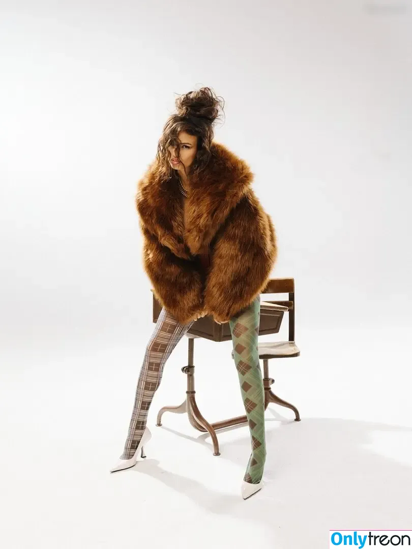 Victoria Justice nude photo #0902 (victoriajustice)