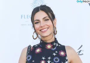 Victoria Justice / victoriajustice nude photo #1016