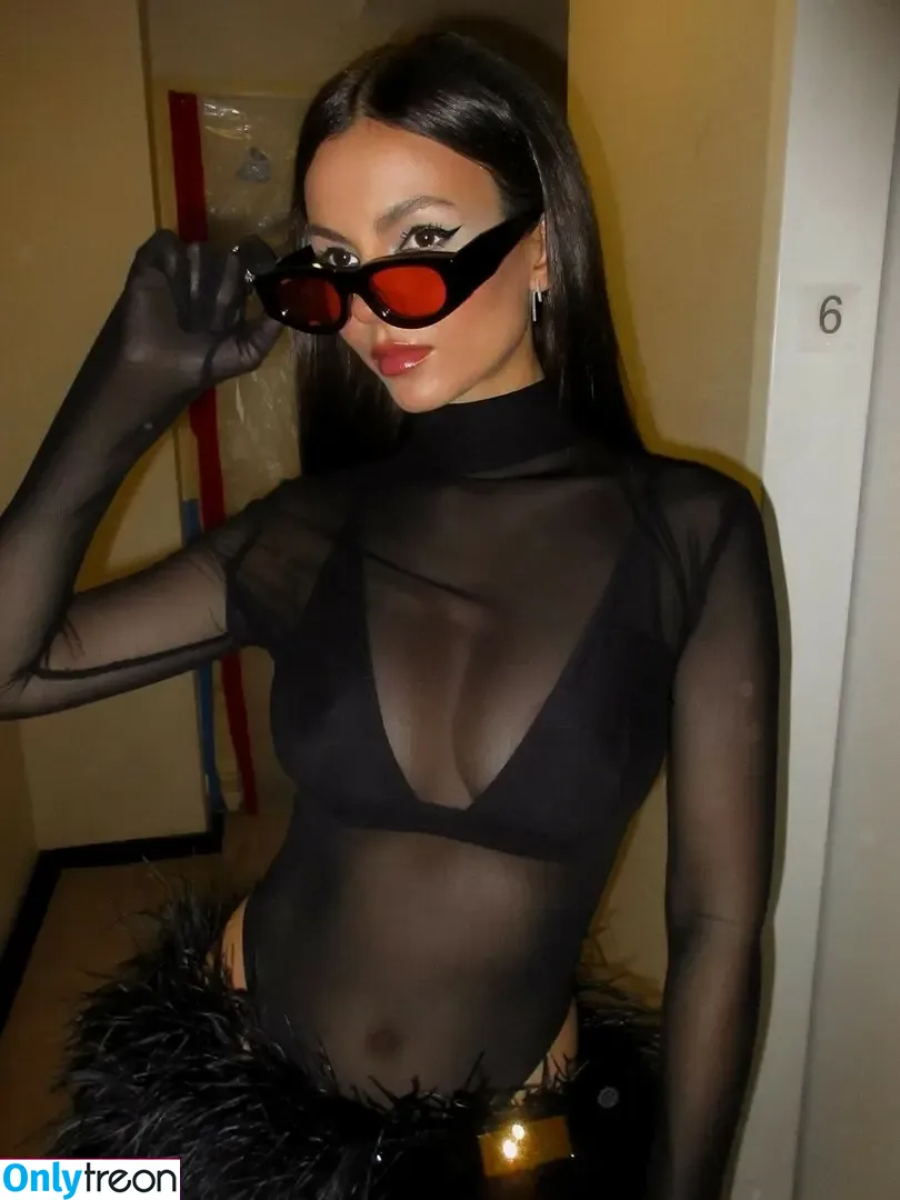 Victoria Justice nude photo #1036 (victoriajustice)
