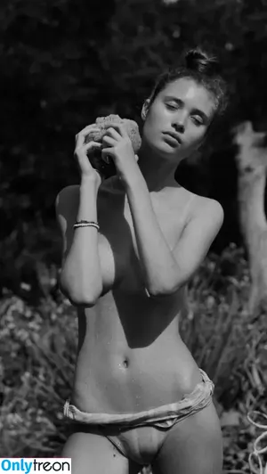 Victoria Kosenkova / victoriakosenkova_ nude photo #0036
