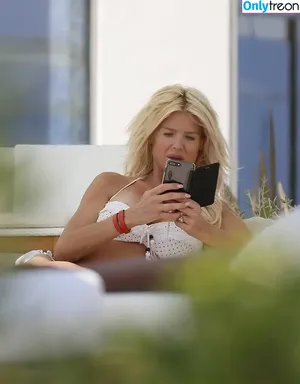 Victoria Silvstedt / vicsilvstedt / victoriasilvstedt nude photo #0451