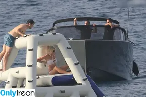 Victoria Silvstedt / vicsilvstedt / victoriasilvstedt nude photo #0578