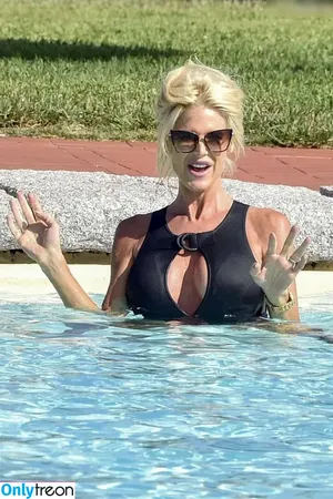 Victoria Silvstedt / vicsilvstedt / victoriasilvstedt nude photo #0861