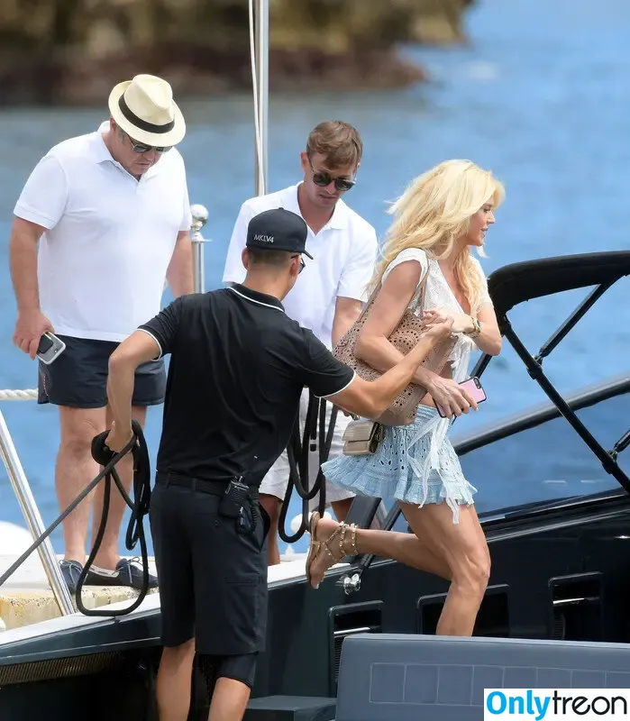 Victoria Silvstedt nude photo #0560 (vicsilvstedt / victoriasilvstedt)