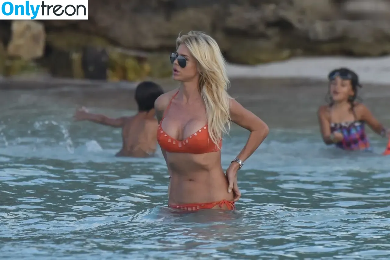 Victoria Silvstedt nude photo #0746 (vicsilvstedt / victoriasilvstedt)