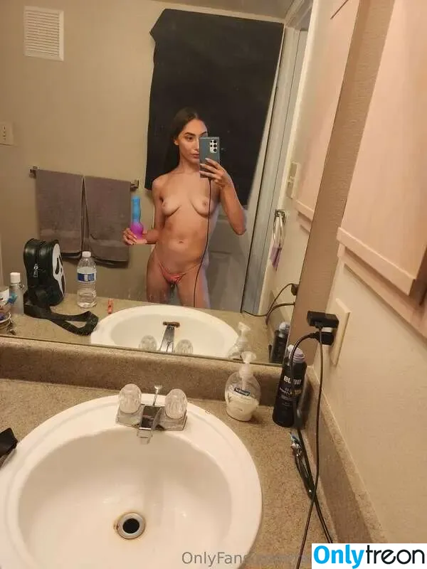 Victoria Zarate nude photo #0016 (Ravenrosexobaila / victoriazarateofficial)