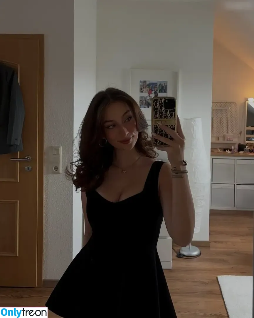Victoriaa_vgt nude photo #0211 (Victoriaa_vgt)