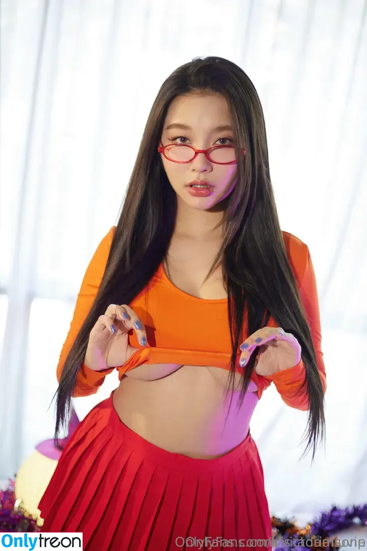 victorialiuvip nude photo #0034 (vickiiliu)