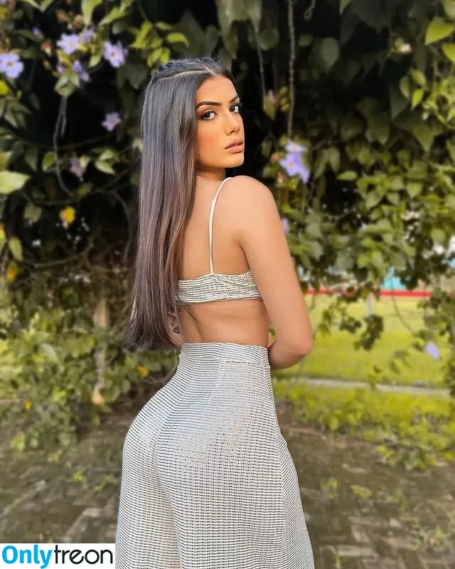 Victtoria Medeiros nude photo #0094 (Victtoriamedeiros / euvicmedeiros)